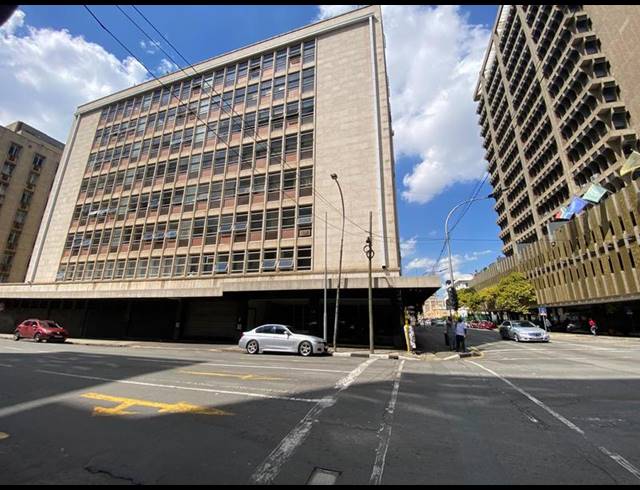 2 BEDROOM APARTMENT FOR SALE IN MARSHALLTOWN